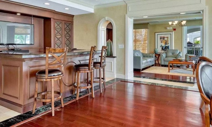 East Ocean Ave Casa | The Moorings at Lantana Waterfront Family Getaway