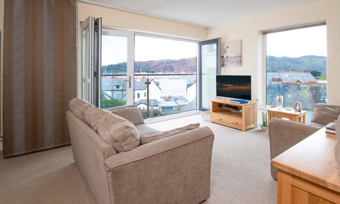 Deganwy Cabaña | The Moorings