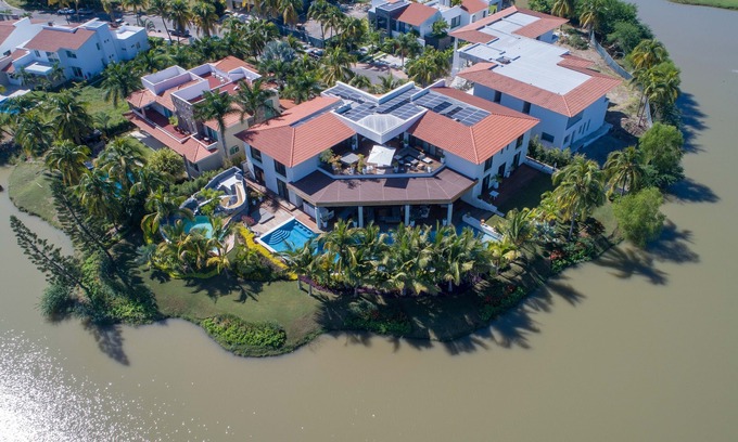 Nuevo Vallarta Villa | La villa más hermosa de todas las Guacamayas.