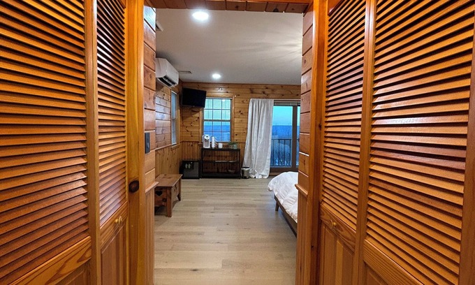 Jim Thorpe Casa | The Mountain Gem, Jim Thorpe, 2 minutes to Penn's Peak, Stunning Mountain View’s
