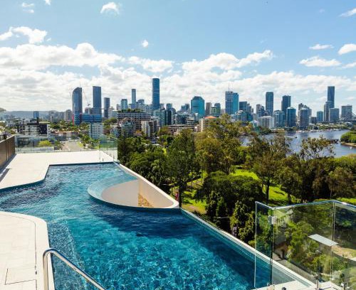 East Brisbane Apartamento | "The Mowbray"-Luxury,rooftop pool,gym,free parking
