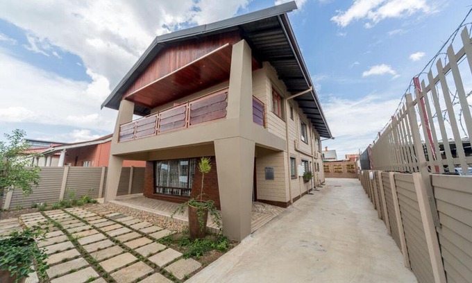 Pietermaritzburg Casa | The Musafer Travel Lodge