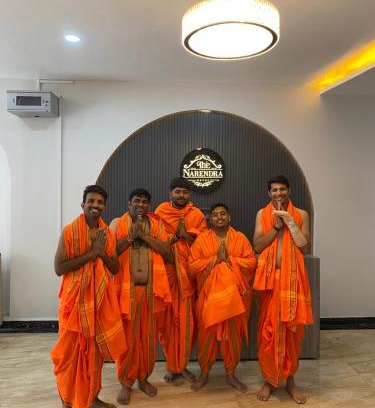 Ayodhya Hotel | The Narendra hotel 700m away from the Ram Mandir