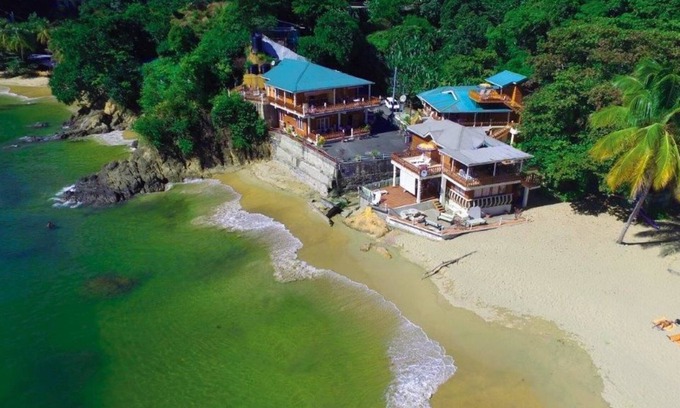 Castara Hotel | The Naturalist Beach Resort