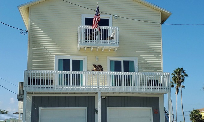 Hudson Casa | The Nauti Mermaid