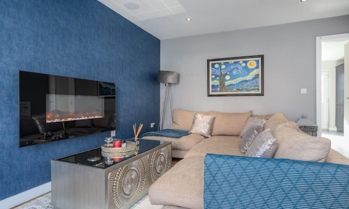 Craigavon Casa | The Nest - 15 min walk to Craigavon Area Hospital