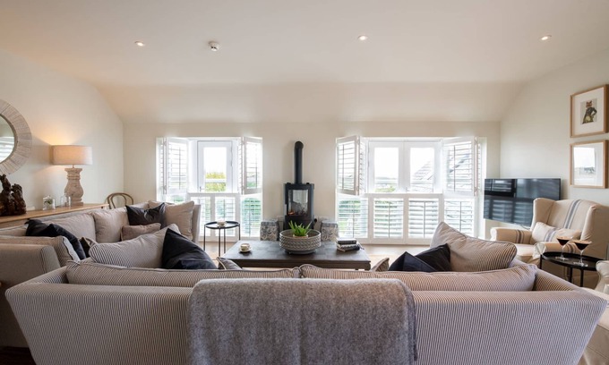Rhoscolyn Apartamento | The Nest at The White Eagle - A lovely apartment in Rhoscolyn