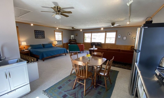Mount Jackson Cabina | The Nest - Cozy and Peaceful Mountain Retreat