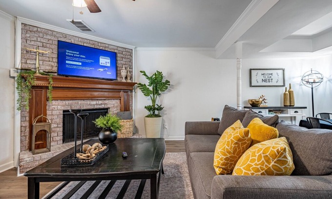 Marietta Casa | The Nest - Just 5 Miles from Braves & so close to ATL!