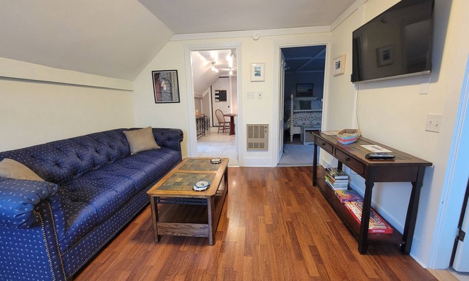 Searsport Apartamento | Retiro costero con patio privado