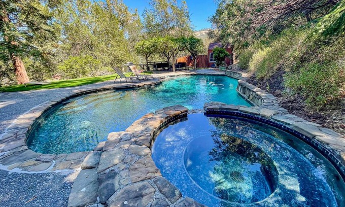 Cloverdale Casa | The Nest