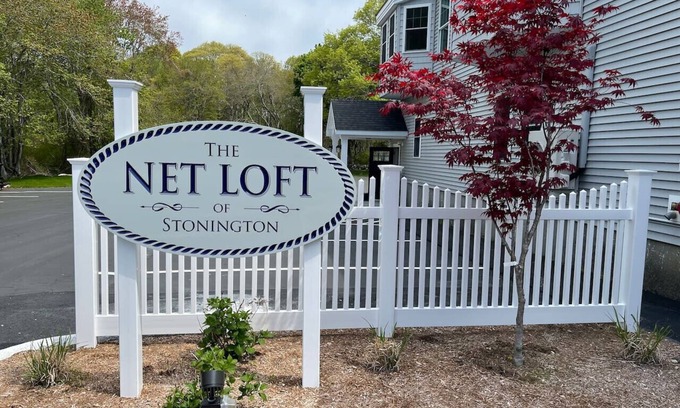 Mystic - New London Casa | The Net Loft Of Stonington “E”