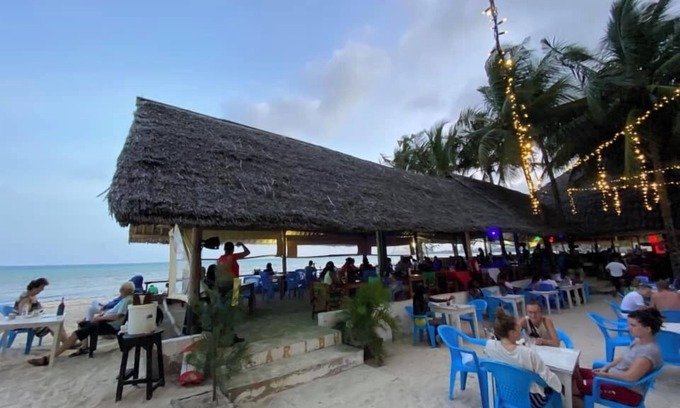 Mombasa Complejo | The New Big Tree Beach Resort