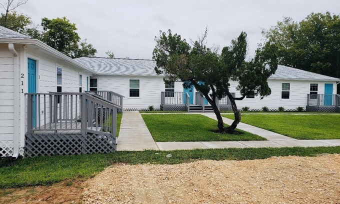 Alvin Cabaña | The New Cottage at Alvin
