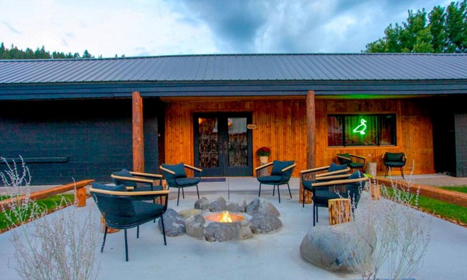Pagosa Springs Hotel | The Nightingale Motel