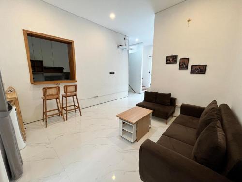 Depok Villa | The Nook by Benih