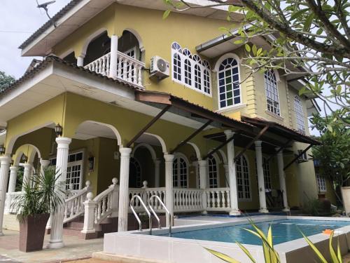 Kampung Wakaf Nyior Kembar Casa | The Nook, Kuala Terengganu