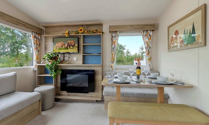 Newton Saint Cyres Chalet De Esquí | The Nook Splash Retreat - Pool & Fishing Nearby