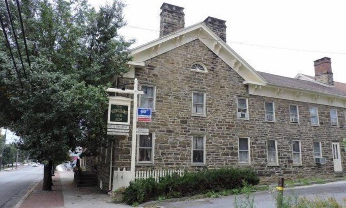 Ebensburg Cama Y Desayuno | The Noon-Collins Inn