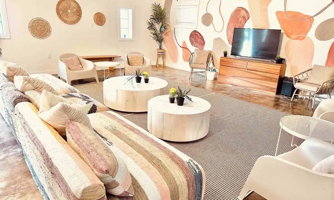 Peoplestown Casa | The Nordic Haven ATL - HOT TUB - 7 bedroom - 5000 sq ft - Near Beltline