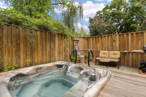 Old Town Alexandria Casa | The Nostalgic of Old Town