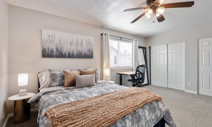 Millcreek Casa | The Oak & Ivy/3BDS/GPKG/Access to Skiing & SLC