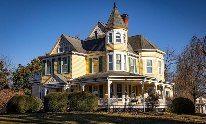 Christiansburg Cama Y Desayuno | The Oaks Victorian Inn