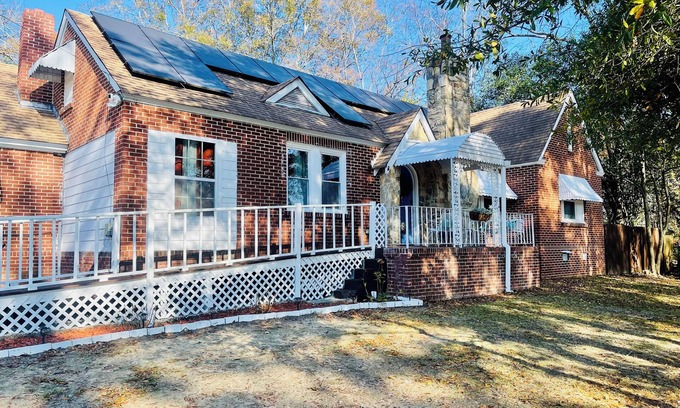 Columbus Casa | The Oasis of East Columbus - Military & Family Friendly 4 bedroom home!