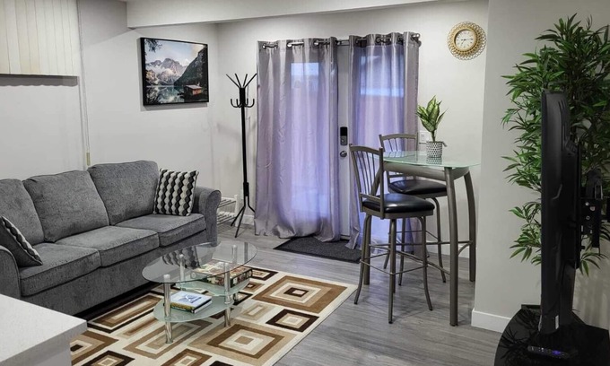 Evanston Casa | The Oasis of Serenity