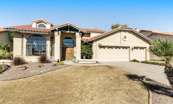North Mountain Casa | The Oasis on Braeburn Drive