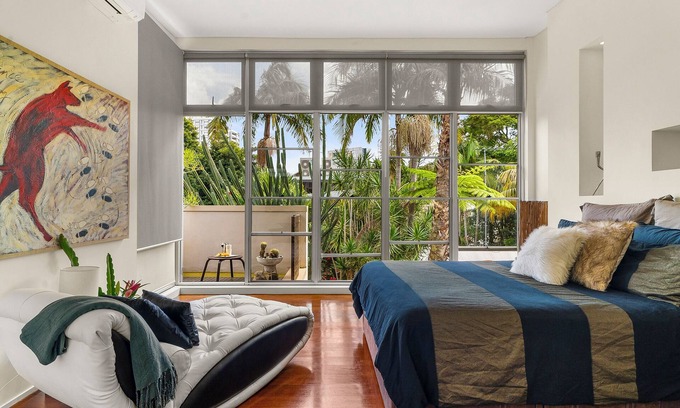 Redfern Casa | The Oasis tropical paradise: huge architect designed sandstone hideaway +pets✔️