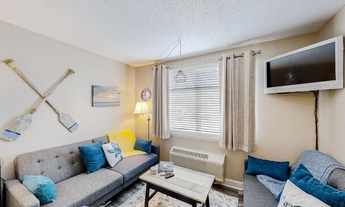 Litchfield by the Sea Apartamento | The Oceanfront Litchfield Inn 251