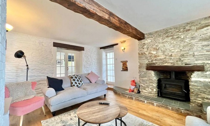 Saint Anns Chapel Casa | The Old Bakery, in heart of St Ann's Chapel