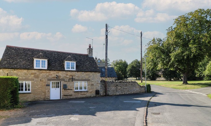 Barrowden Cabaña | THE OLD BAKEHOUSE, family friendly, with open fire in Barrowden