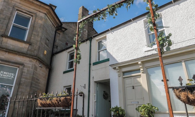 Wooler Cabaña | THE OLD BAKERY, pet friendly, character holiday cottage in Wooler