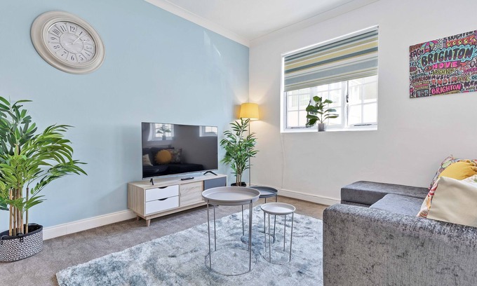 Kemptown Casa | The Old Brewery House | By My Getaways | Free Parking