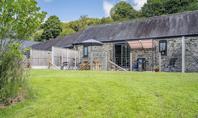 Cribyn Cabaña | The Old Cowsheds 3 - Mynach - UK49788