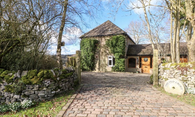 Hartington Casa | THE OLD CROFT, pet friendly, character holiday cottage in Hartington