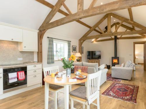 Bushton Casa | The Old Dairy-Ukc2112