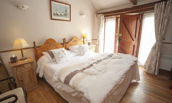 Bradford-on-Avon Otro | Triple-Premium-Baño en la habitacion-Terraza-In Converted Farm Bdg