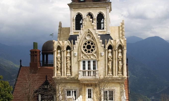 Ren'ai Hotel | The Old England Manor