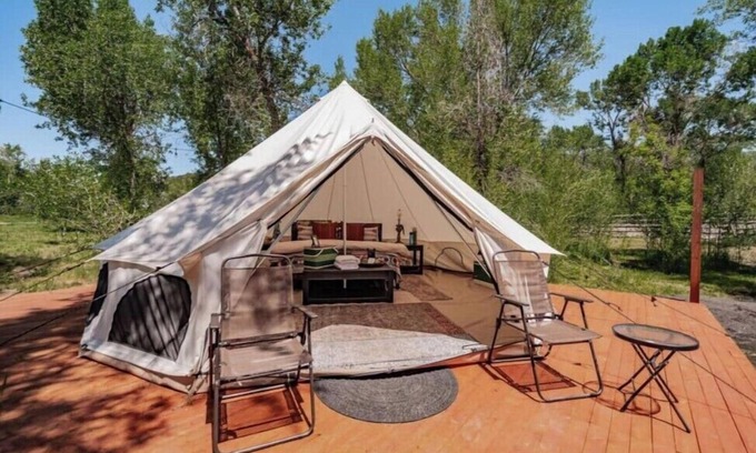 Idaho Falls Alquiler De RV | The Old Faithful Glamping YURT in Ririe Idaho