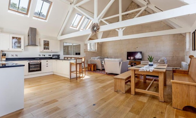 Painswick Apartamento | The Old Library