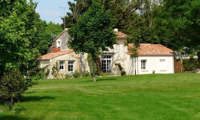 Bourneau Casa | EL ROBLE ANTIGUO