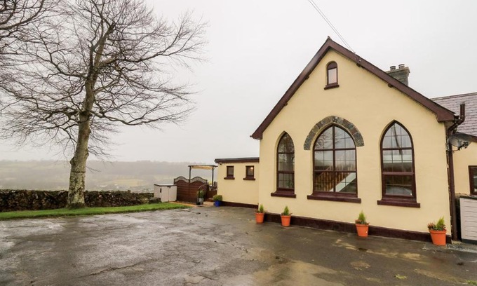 Lampeter Casa | The Old School
