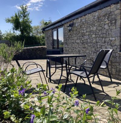 Llancarfan Casa | The Old Stable, Llancarfan