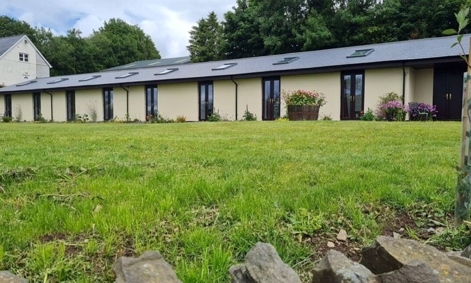 Ynysddu Apartamento | The Old Stables