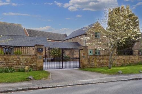 Moulton Casa | The Old Stables