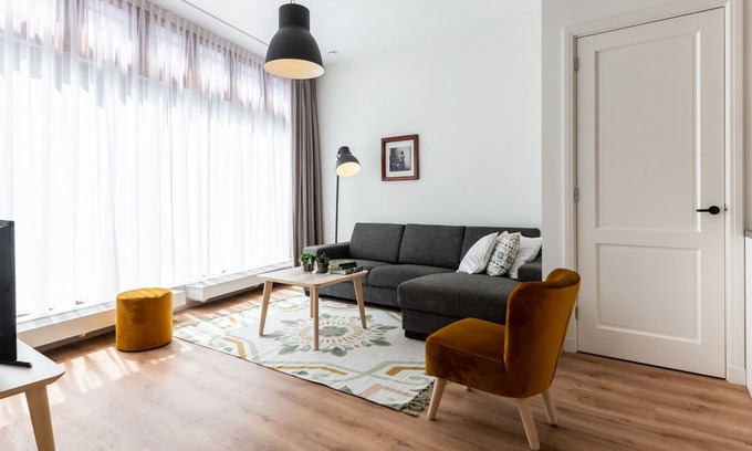 Leiden Apartamento | La tienda de edad: un apartamento completamente renovado en el centro de Leiden