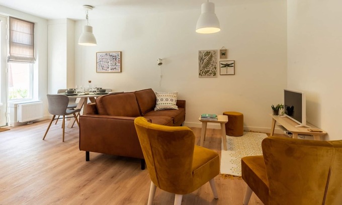 Leiden Apartamento | El antiguo almacén: un apartamento completamente renovado en el centro de Leiden.